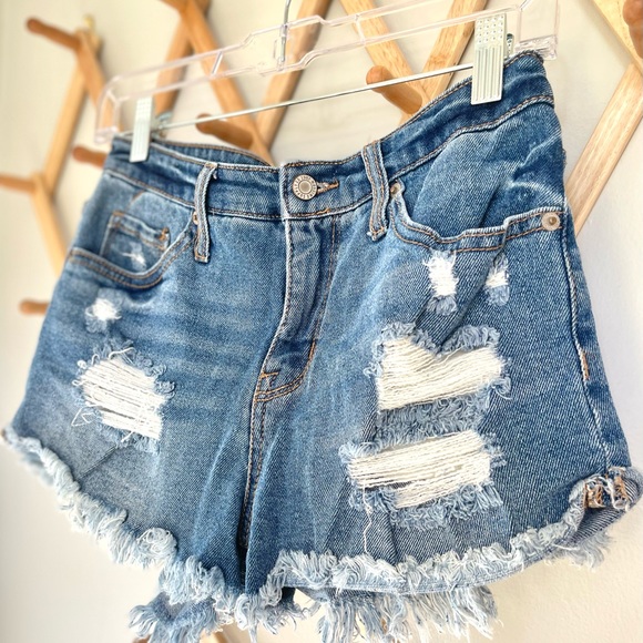 ☀️Women’s High Waist Denim Mossimo Shorts Sz 4 - Picture 2 of 5
